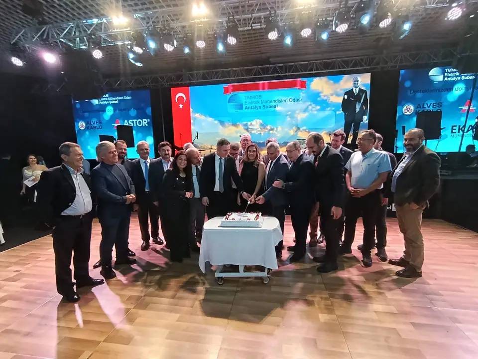 EMO Antalya’da Geleneksel Gala Coşkusu 6